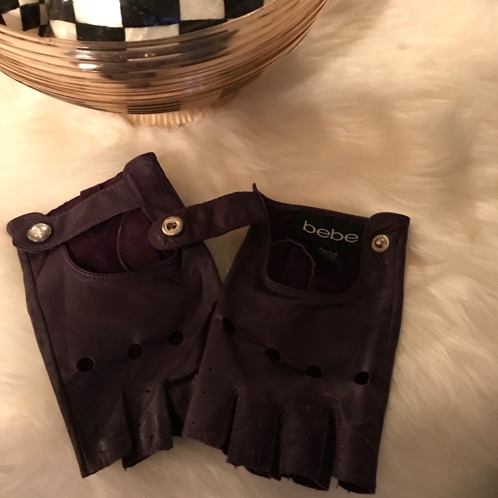 bebe purple leather Half gloves